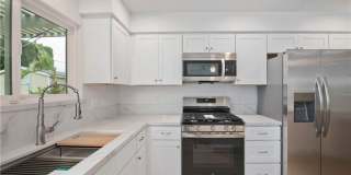10533 Hillview Gallery 4