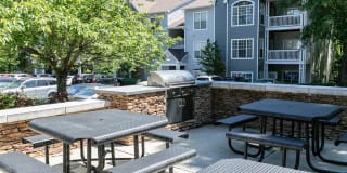 Highland Square Gallery 23