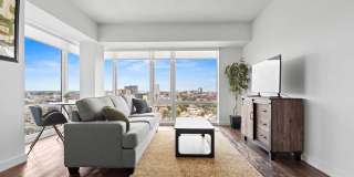 Broadridge Gallery 8