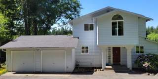 Rare Lakefront Retreat Gallery 1