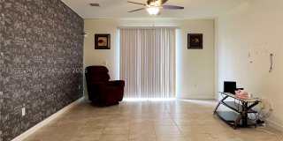 422 SE 34th Ter Gallery 25