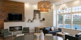 Randall Highlands Apartment Homes Gallery 17
