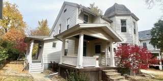 612 1/2 E Chestnut Street Gallery 1