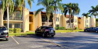 Charming Residence in a Prime Fort Myers Location Gallery 1