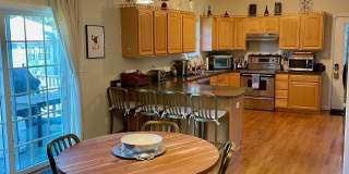 711 Mount Place Gallery 4