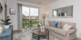 55+ Senior Living Community - Zen Apartments Gallery 18