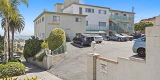 3811 Bluff Gallery 3