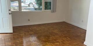 4 bedrooms and 3 baths near UF campus Gallery 1