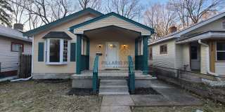 Refreshed 3 Bedroom Home with Partially Fenced In Yard, Available NOW! Gallery 1