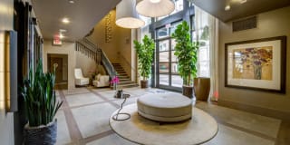 The Carlyle Gallery 11
