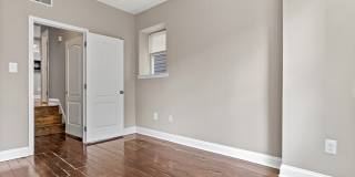 3830 Baring Street Gallery 6