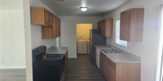 2700 BASSWOOD Avenue Gallery 4