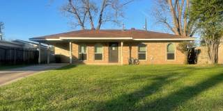 Sought after location in Shady Grove! Gallery 1