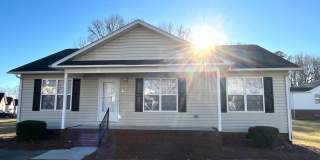 3BR 2BA House, 171 Third Avenue, China Grove $1495.00 Gallery 1