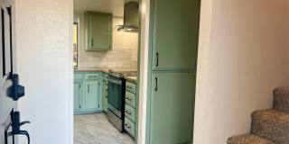 Great Townhome in the Pocket area close to everything! Gallery 5