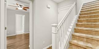 Your Next Home Awaits – Beautiful 3-Bedroom Irvine Townhome Gallery 9