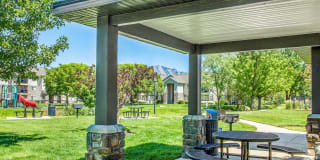 Maison's Landing Gallery 9