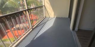 19477 Northeast 10th Avenue Gallery 7