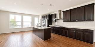 23451 EPPERSON Square Gallery 16