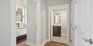 New South Side Apartments at 905 Bingham Gallery 43