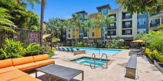 Pacific Place Gallery 16