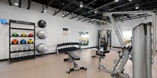 Zara Apartment Homes Gallery 1