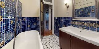 Large 4 Bedroom, 2 Bath House with Hardwood floors, walk in closets and more! Gallery 17