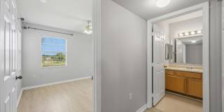 1195 VILLAGIO CIRCLE Gallery 27