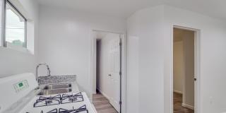 Remodeled 1 Bed with Private Yard & Parking – Don’t Miss This! Gallery 5