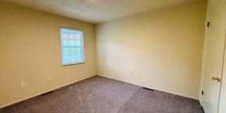 2 Bedroom, 1.5 Bath Townhouse Gallery 13
