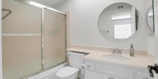 5610 Las Virgenes Gallery 35
