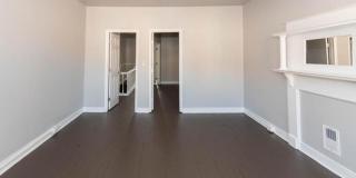 Spacious 3 Bedroom Townhome Gallery 27