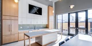 Cadence on Canal Gallery 18