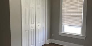Updated 2 bed 1 bath home - 10 Minutes to Downtown! Gallery 5