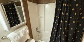 Stonegate Complex -- Fully Furnished and Utilities Included! Gallery 24