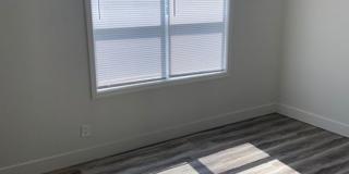 Farmhouse Finishes Near the Heartbeat of the City Gallery 14