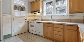 6549 N Mozart Street Gallery 9