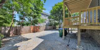 161 4th St Gallery 40