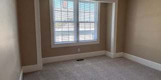 3-bedroom Close to South Elm Street Gallery 10