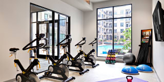 2700 Charlotte Ave Apartments Gallery 18