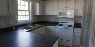 301 Maple St Gallery 3