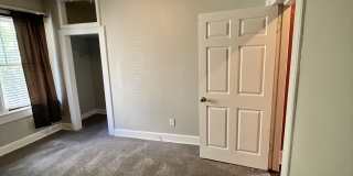 1115 State Street Gallery 54