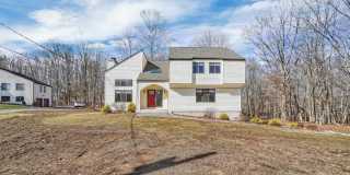 9 Oak Avenue Gallery 1