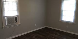 Completely remodeled 1 bedroom, 1 bath duplex! Gallery 3