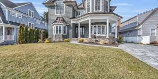 502 Brighton Avenue Gallery 73