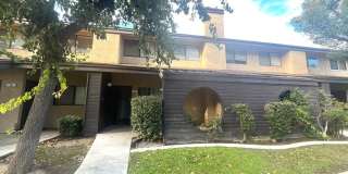 Stunning 3BD/2.5BA Condo in Bakersfield's 93309 — HOA Community & Move-In Ready! Gallery 1