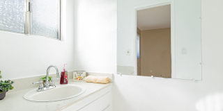Cohasset Apartments Gallery 14