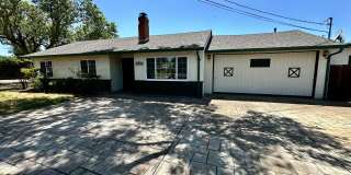 Updated 3 Bed 1 Bath Concord Home in Canterbury Village Neighborhood - Expansive Corner Lot! Gallery 1