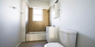 7120 S Wabash Gallery 2