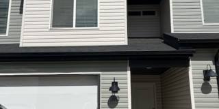 Charming Townhome Gallery 1